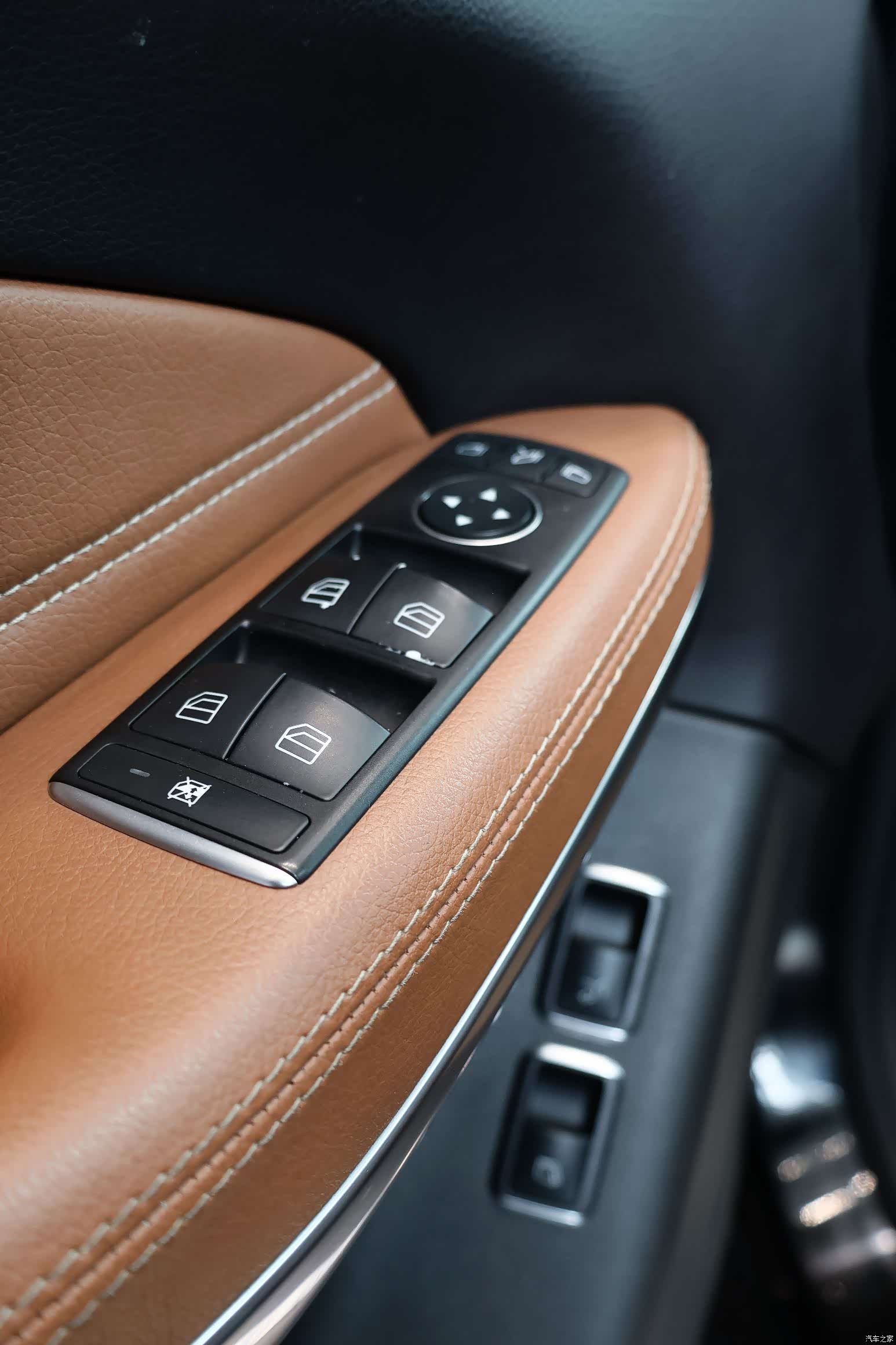 Mercedes-Benz GLS, 2016 14