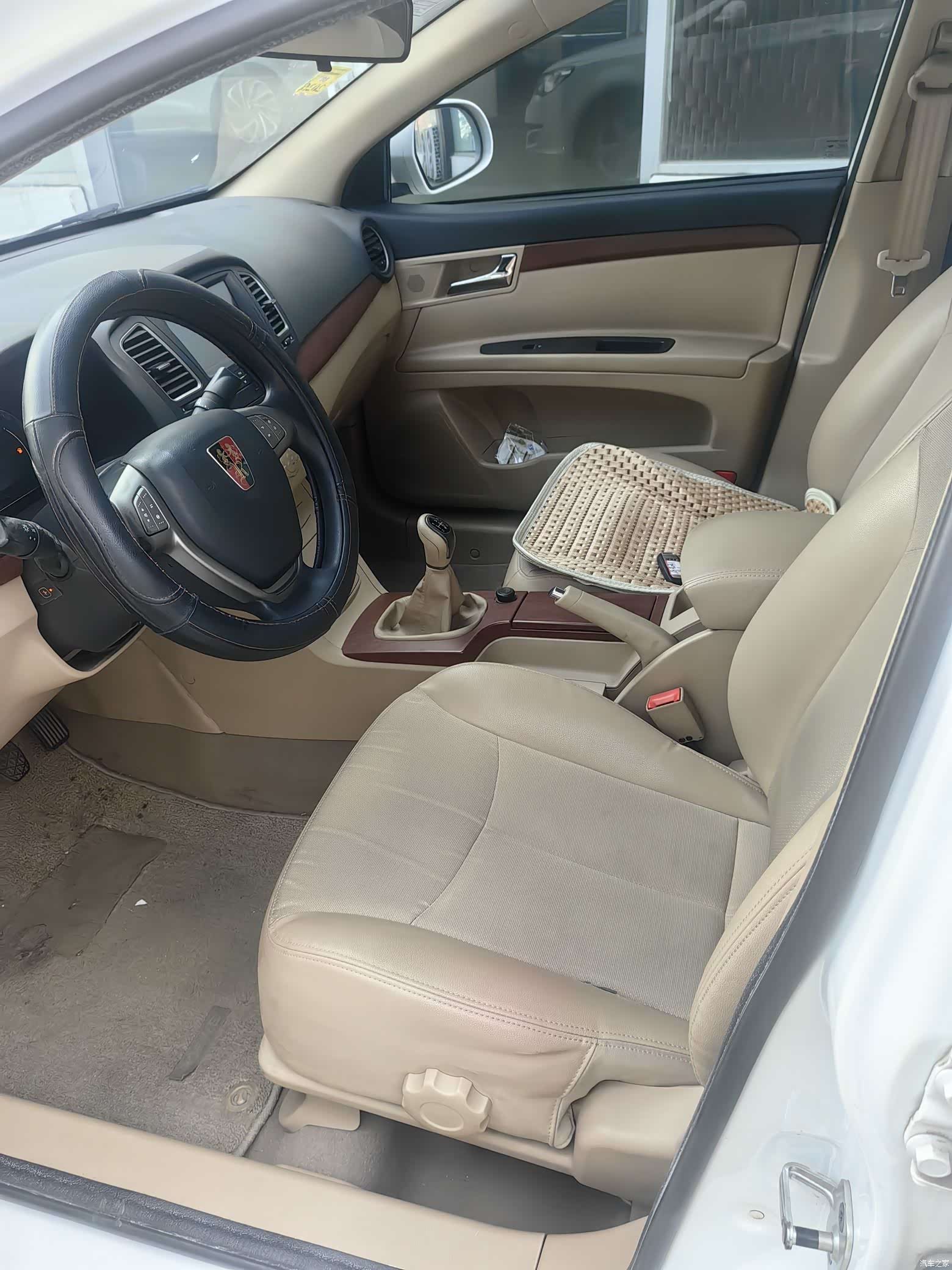 Roewe 350, 2013 9