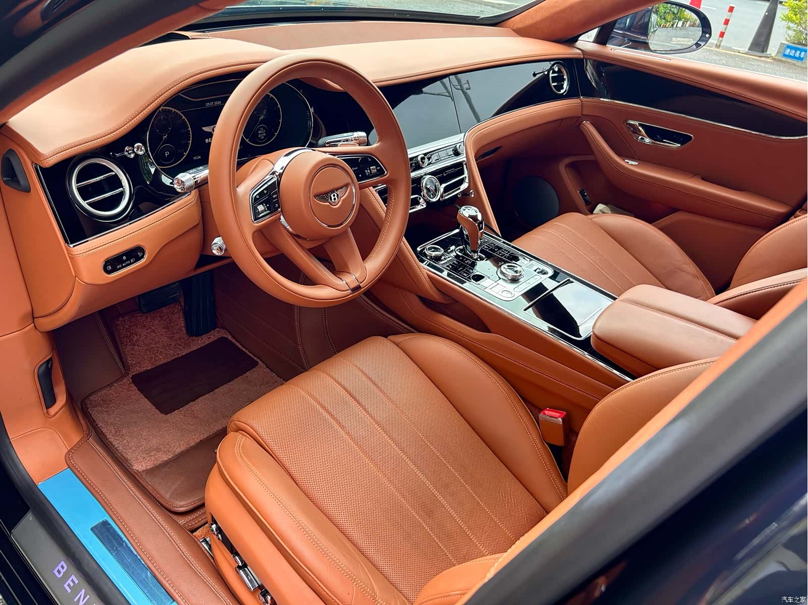 Bentley Flying Spur, 2021 6
