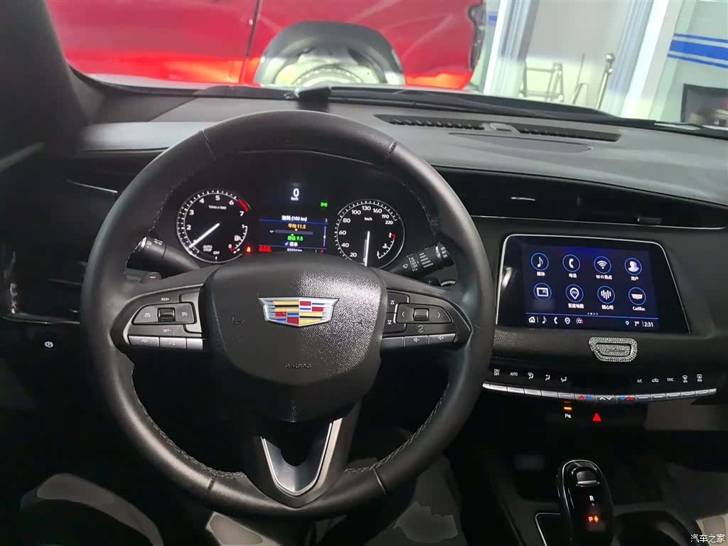 Cadillac XT4, 2022 6