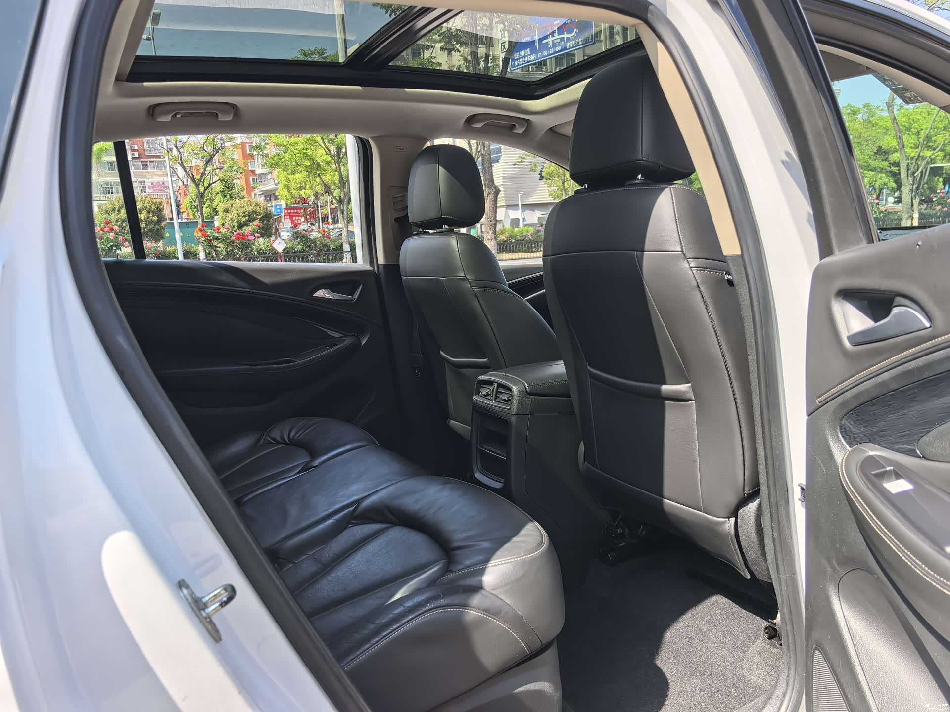Buick Envision Plus, 2015 6
