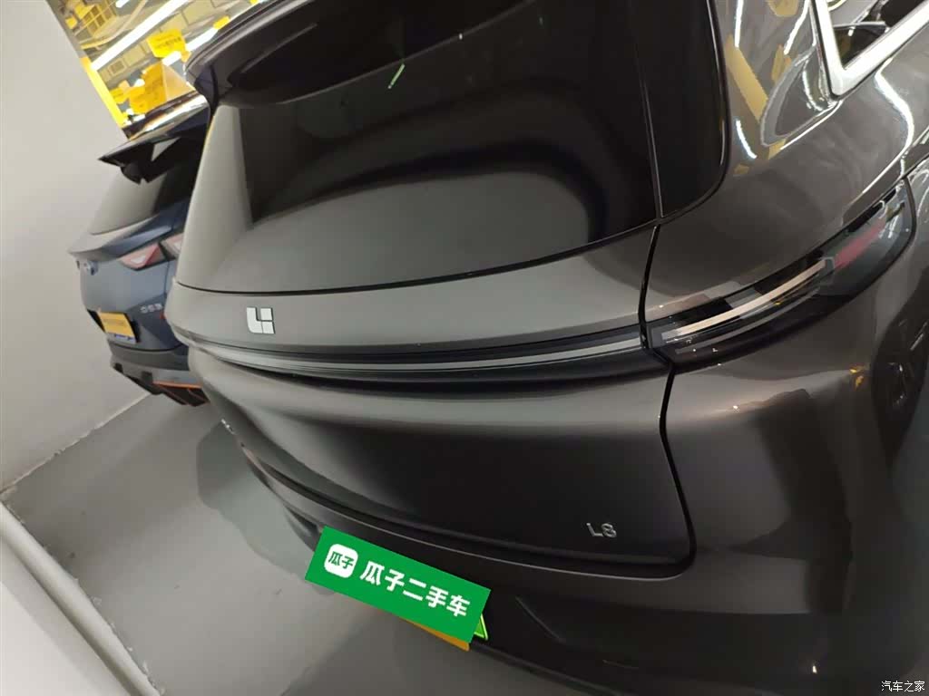 Li Auto L8, 2023 6