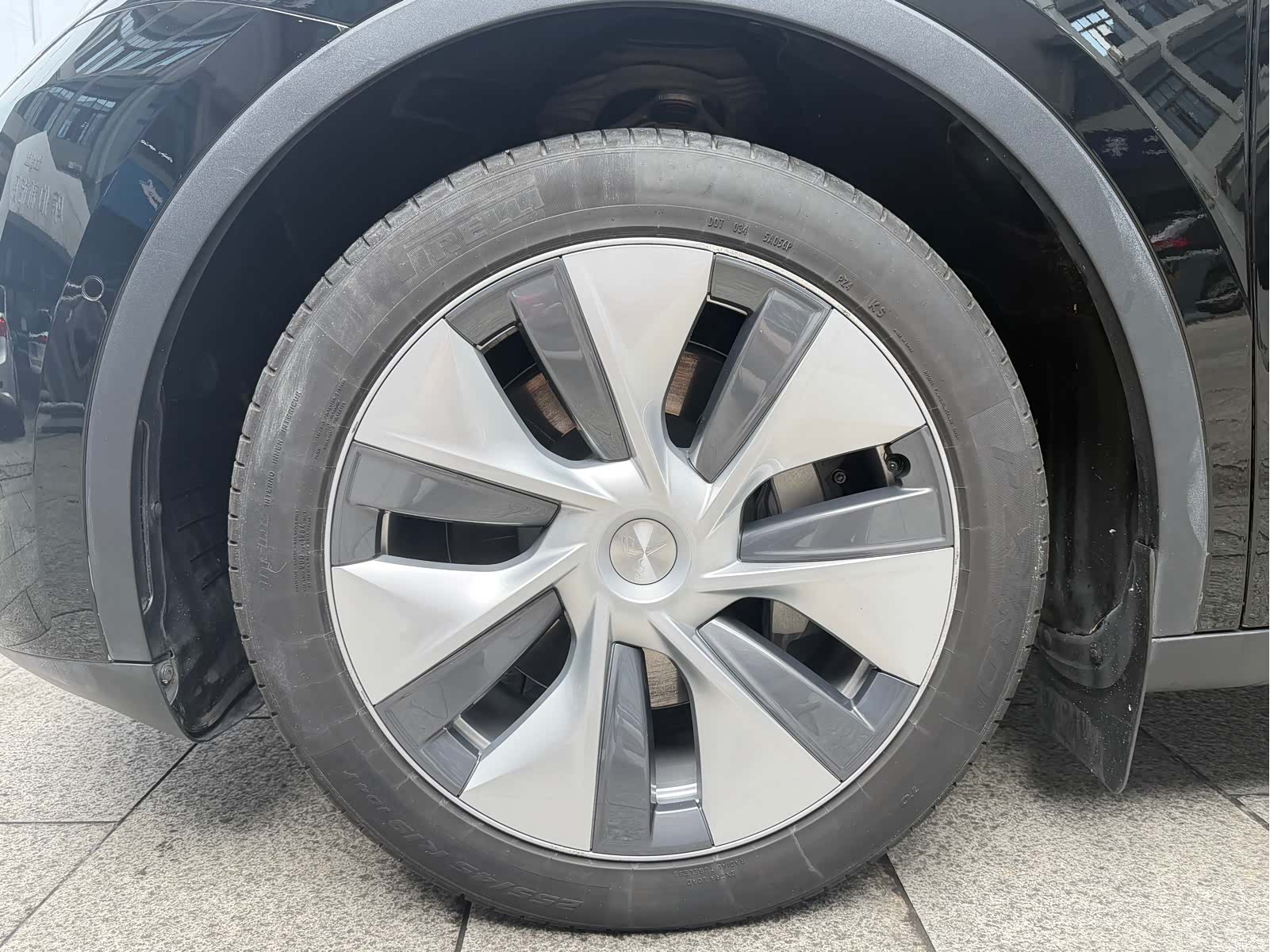 Tesla Model Y, 2023 все фото
