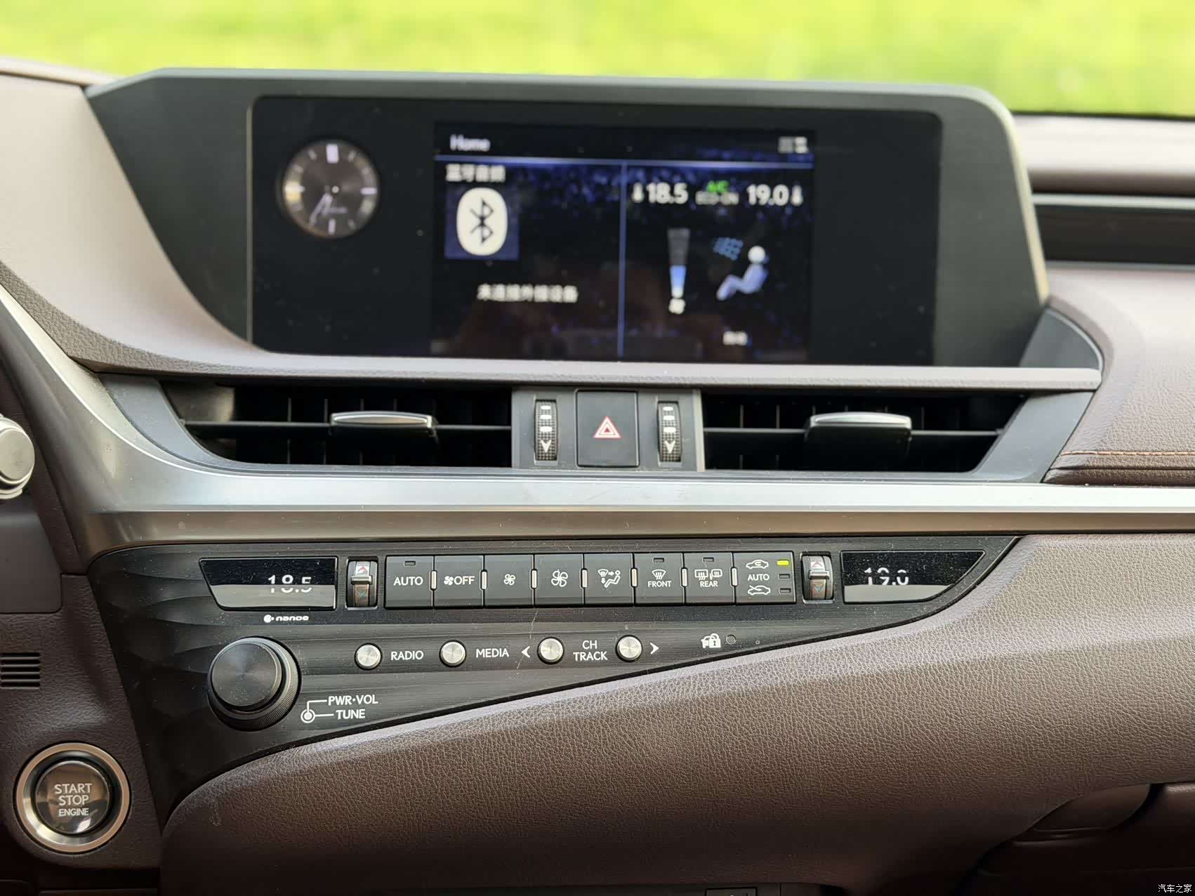 Lexus ES, 2020 8