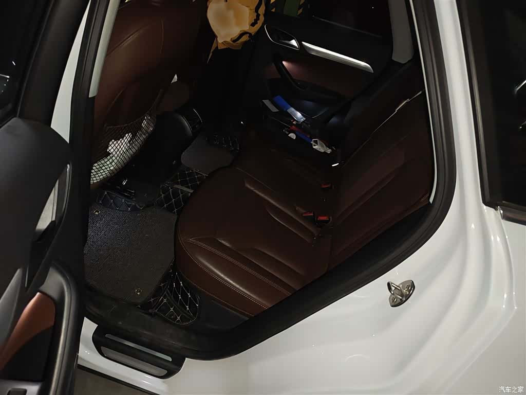 Audi Q3, 2018 15