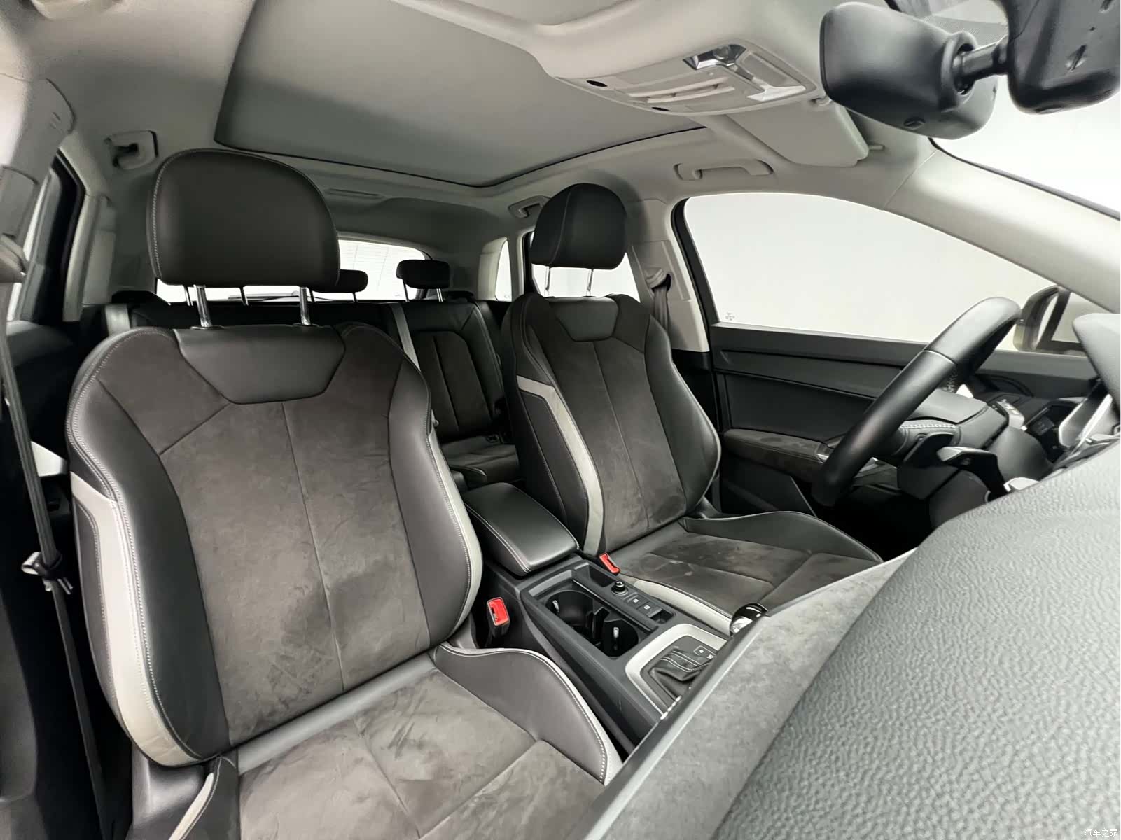 Audi Q3, 2021 12