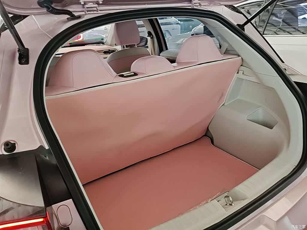 Geely E, 2023 19