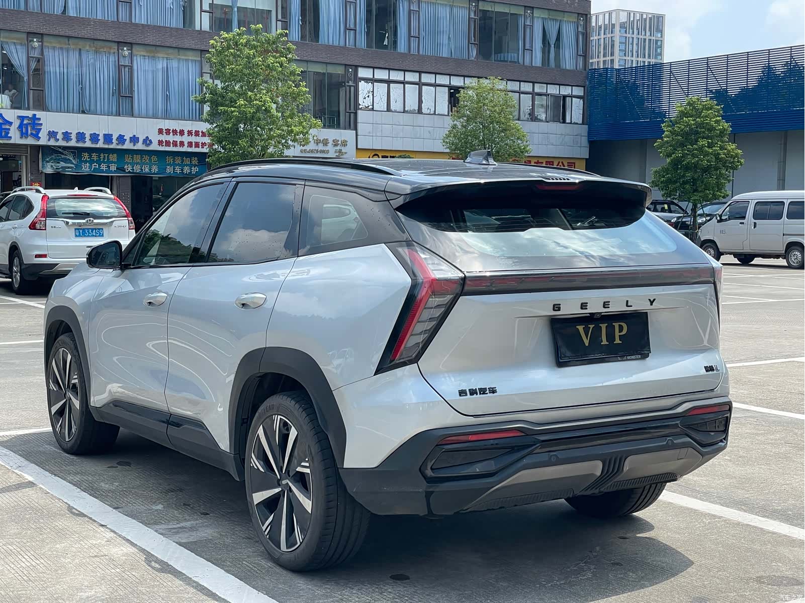 Geely Boyue, 2023 30