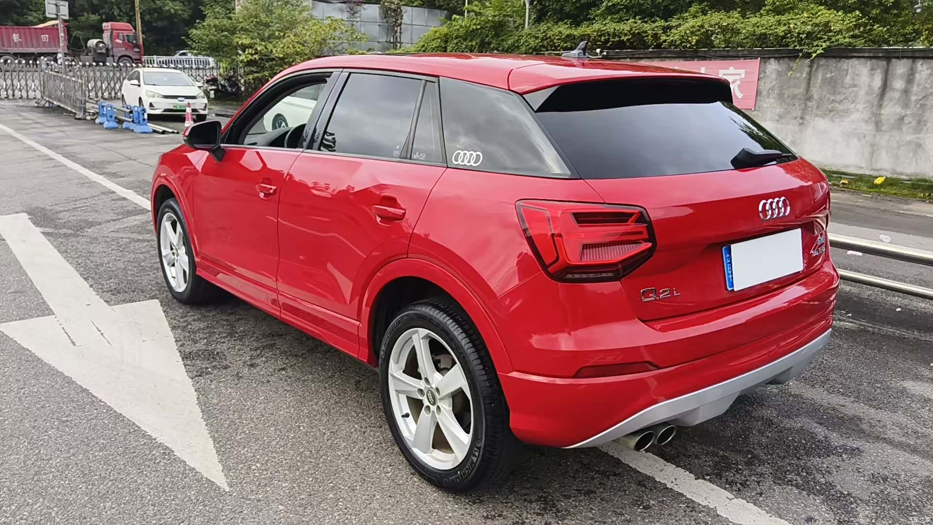 Audi Q2L, 2019 7