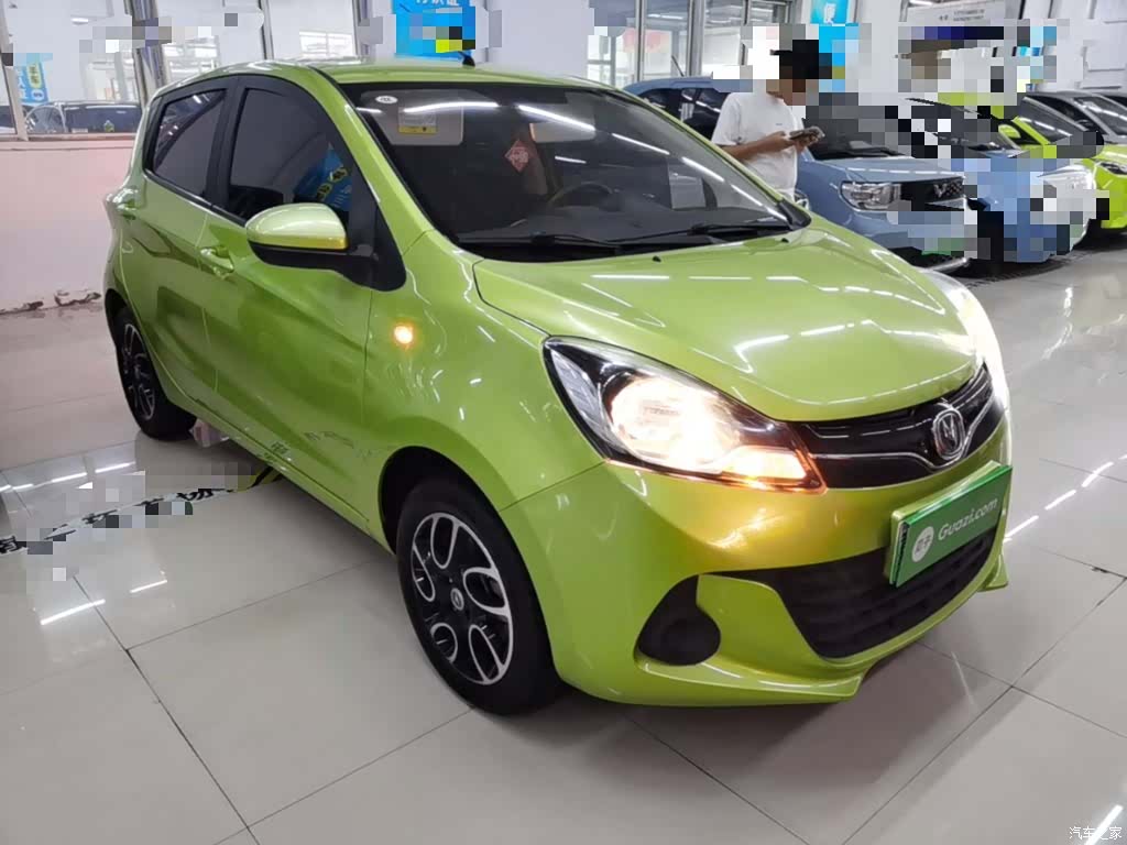 Changan EV360, 2019 4