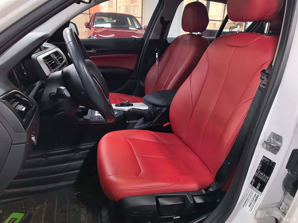 BMW 1 Series, 2019 11