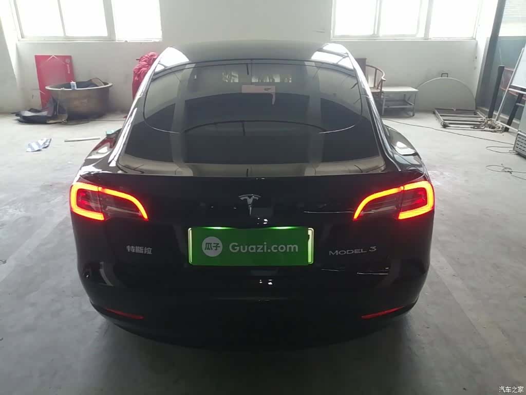 Tesla Model 3, 2023 6