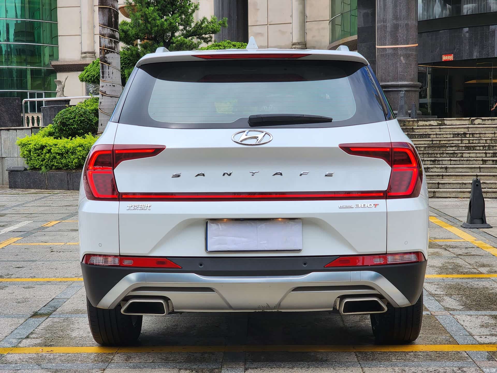 Hyundai Santa Fe, 2021 4