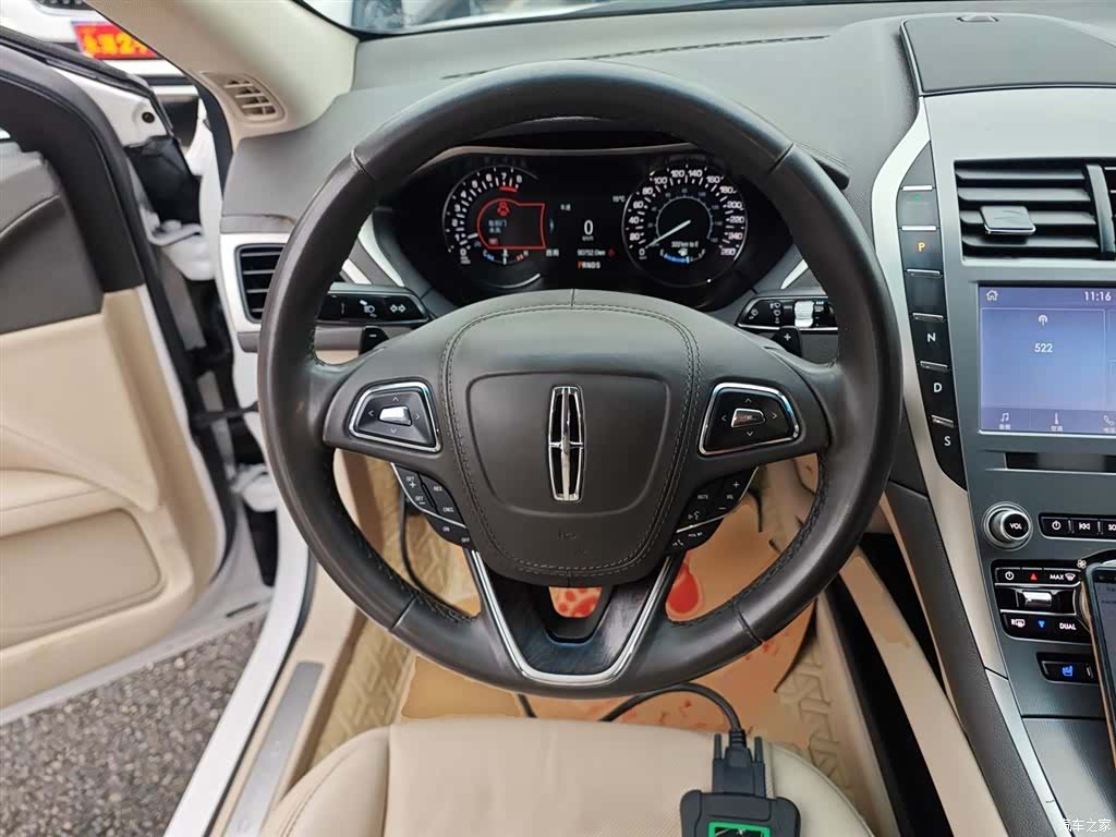 Lincoln MKZ, 2019 11