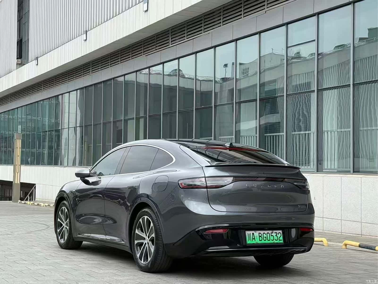 Luxeed R7, 2024 7