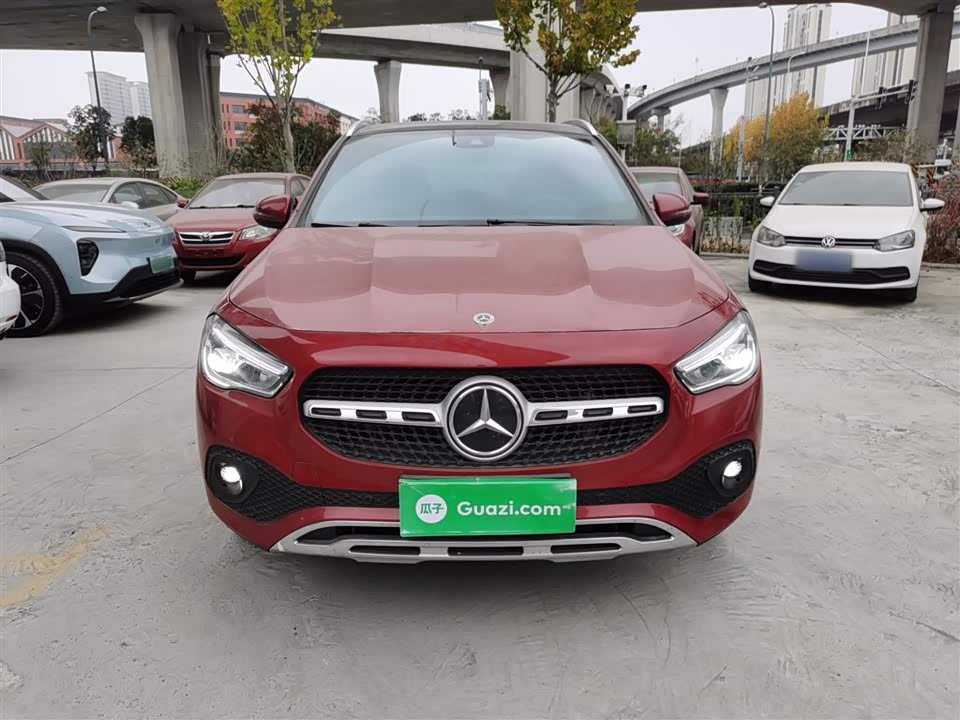 Mercedes-Benz GLA