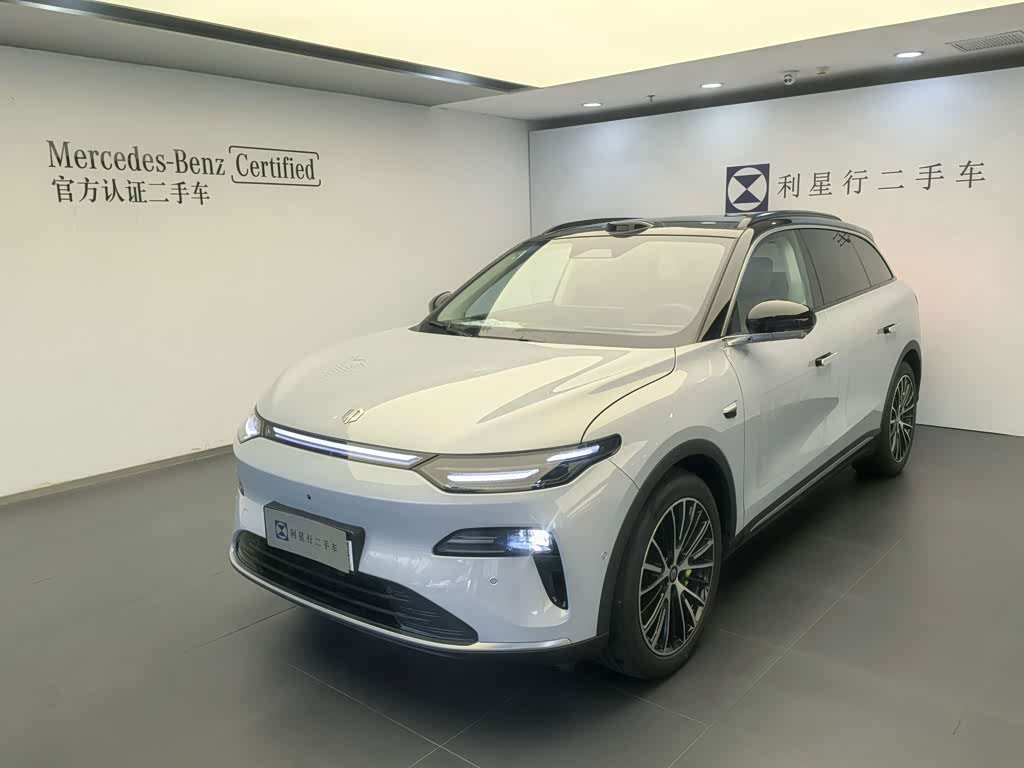 Leapmotor C11