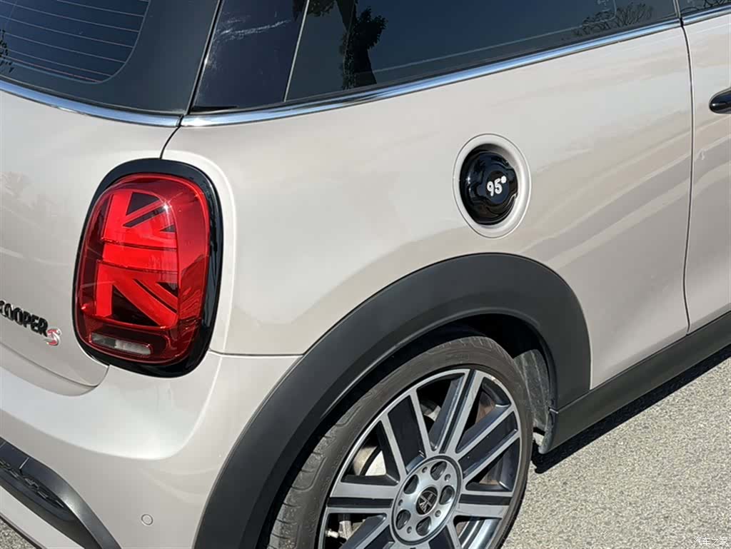 Mini Cooper, 2023 21