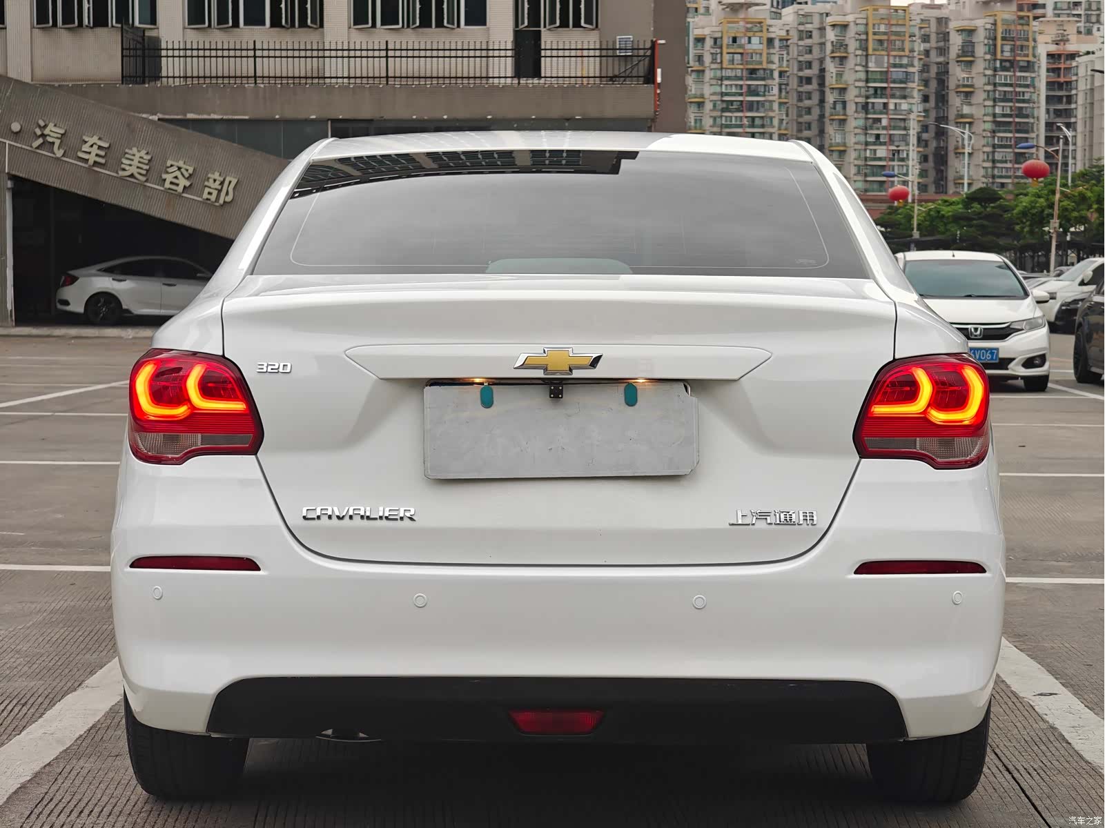 Chevrolet 320, 2018 15