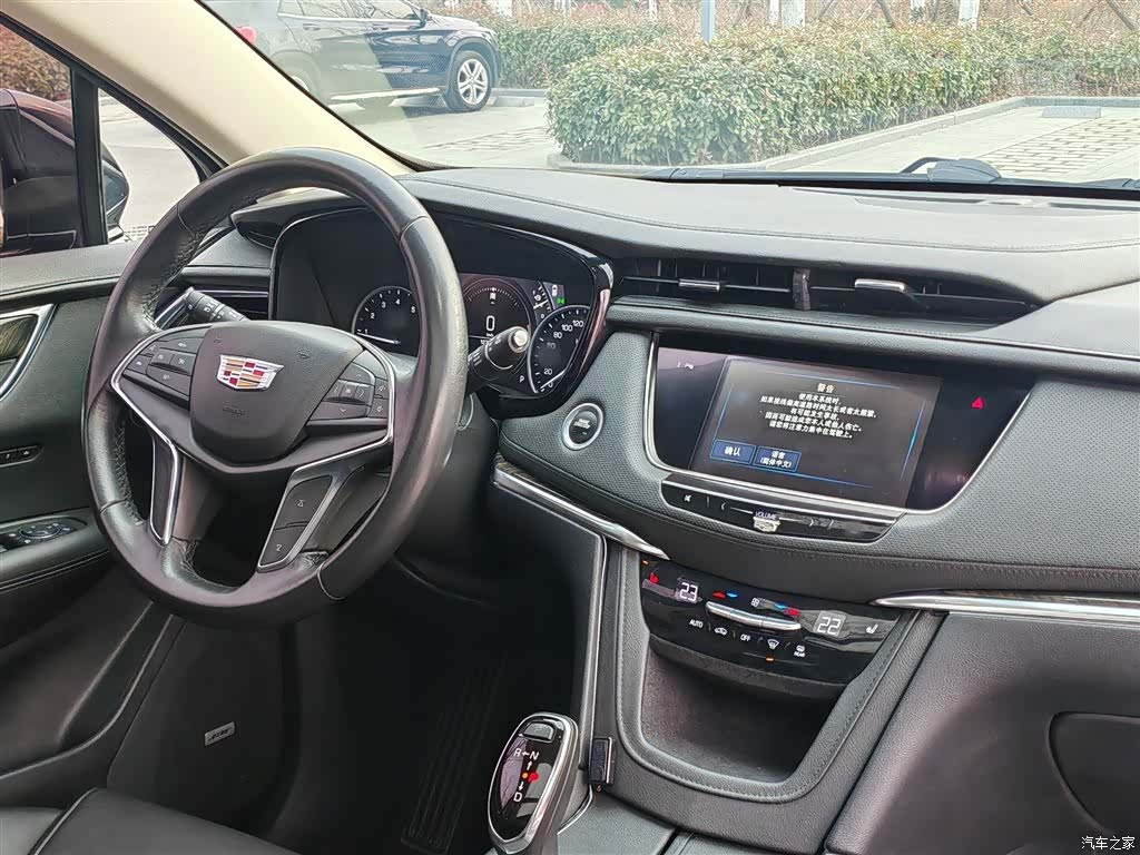 Cadillac XT5, 2018 12