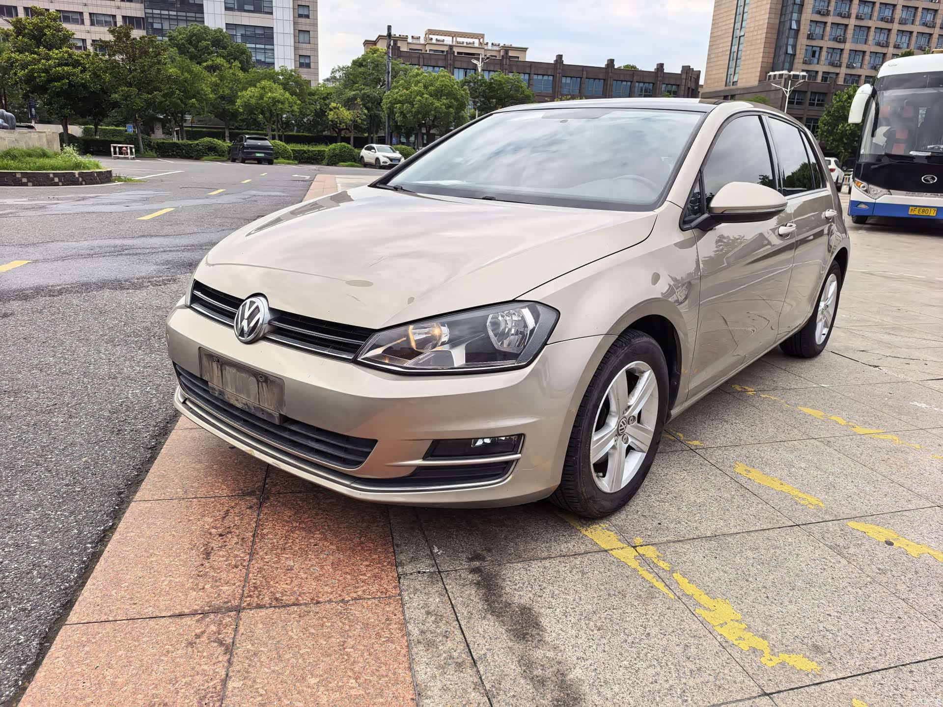 Volkswagen Golf, 2014 1