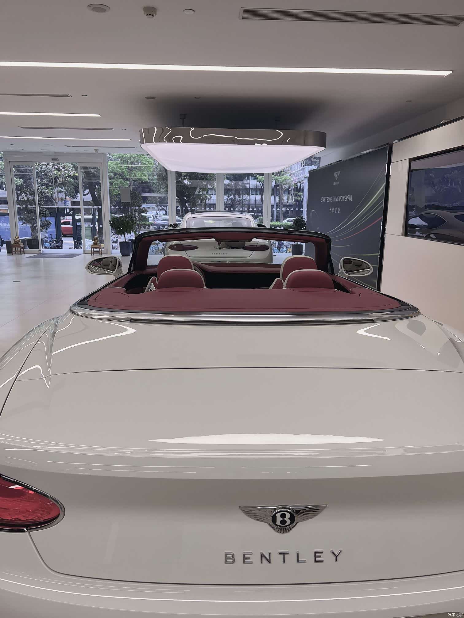 Bentley Continental GT, 2025 12
