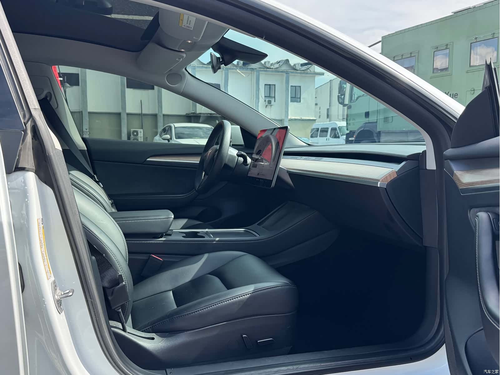 Tesla Model 3, 2023 6