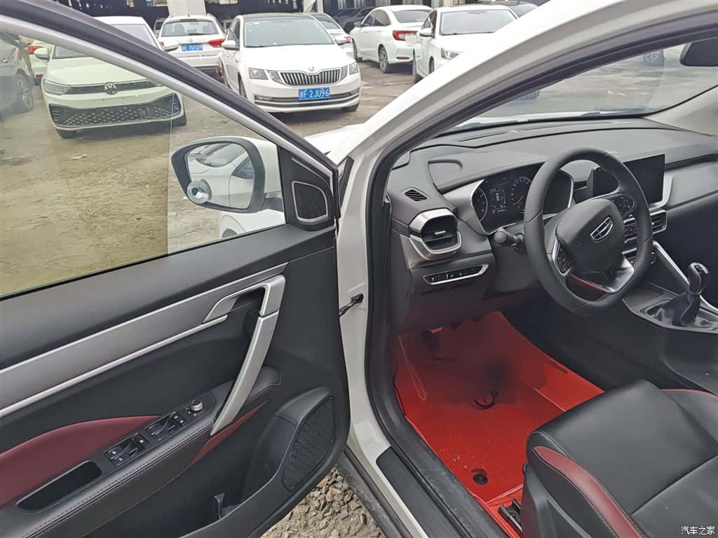 Geely Coolray, 2021 12