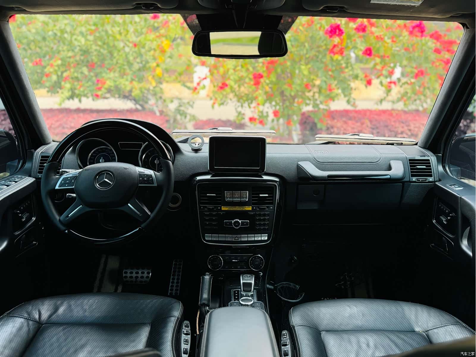Mercedes-Benz G-Class, 2012 8