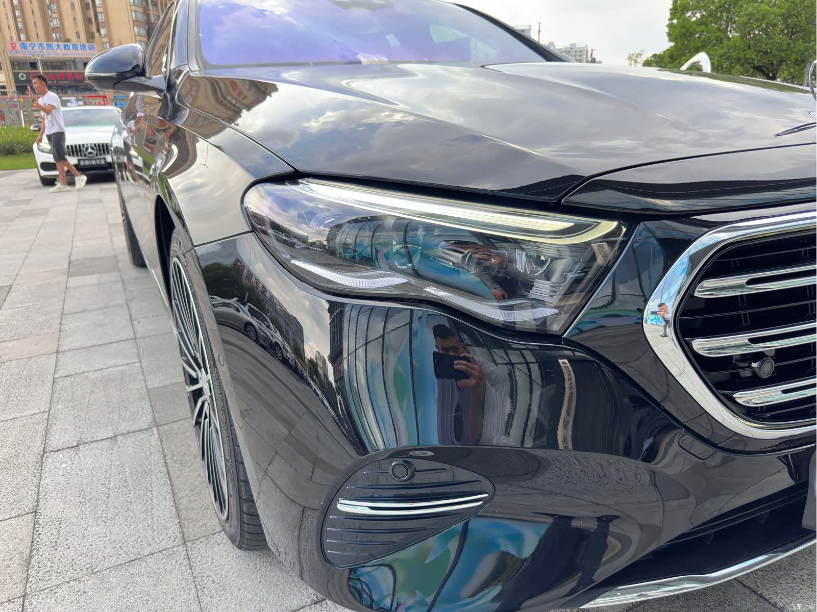 Mercedes-Benz E-Class, 2024 32