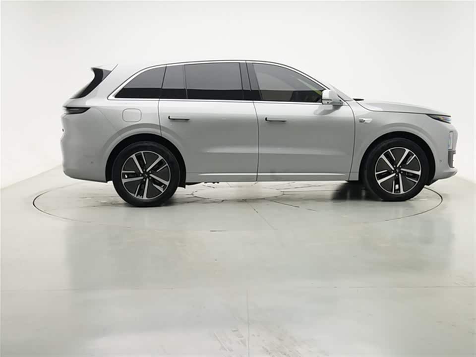 Li Auto Ideal L6