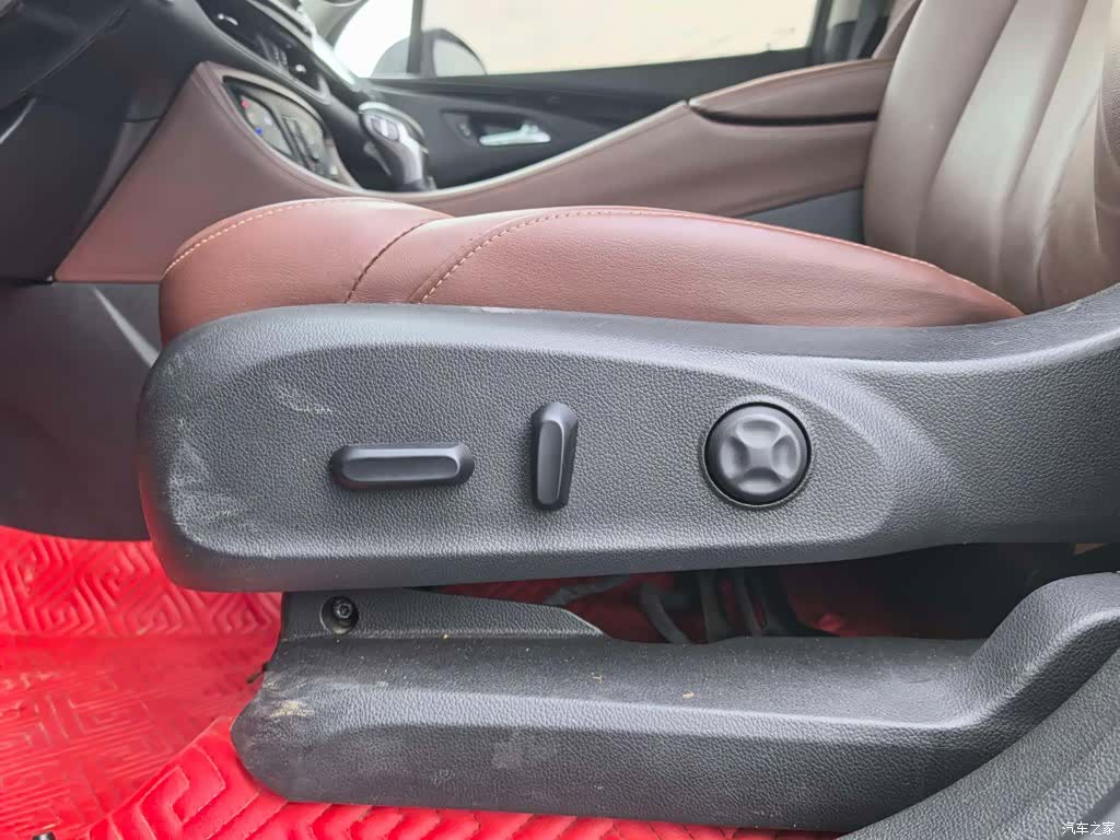 Buick Envision Plus, 2019 14