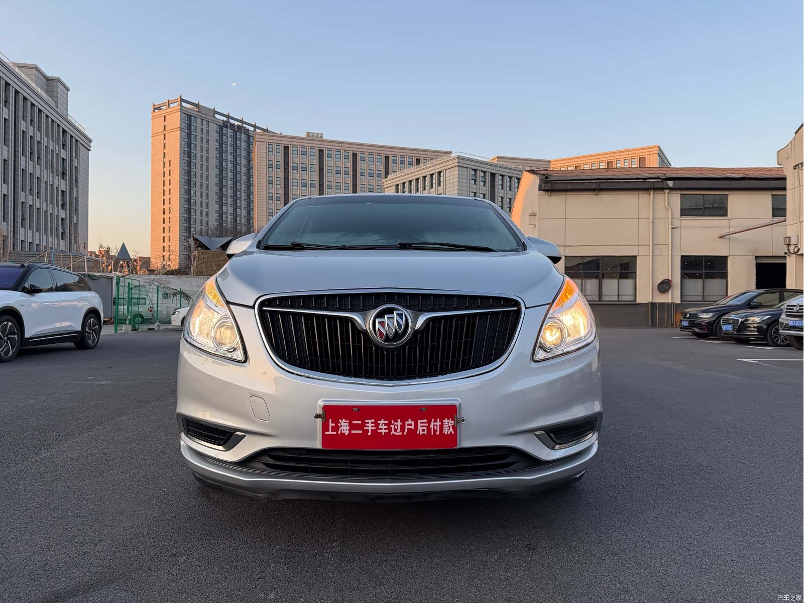Buick GL8, 2019 1