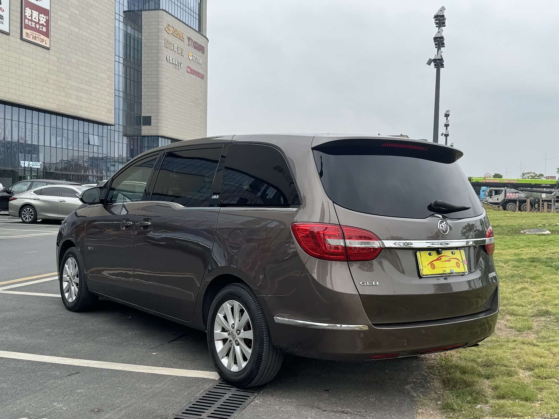 Buick GL8, 2015 7