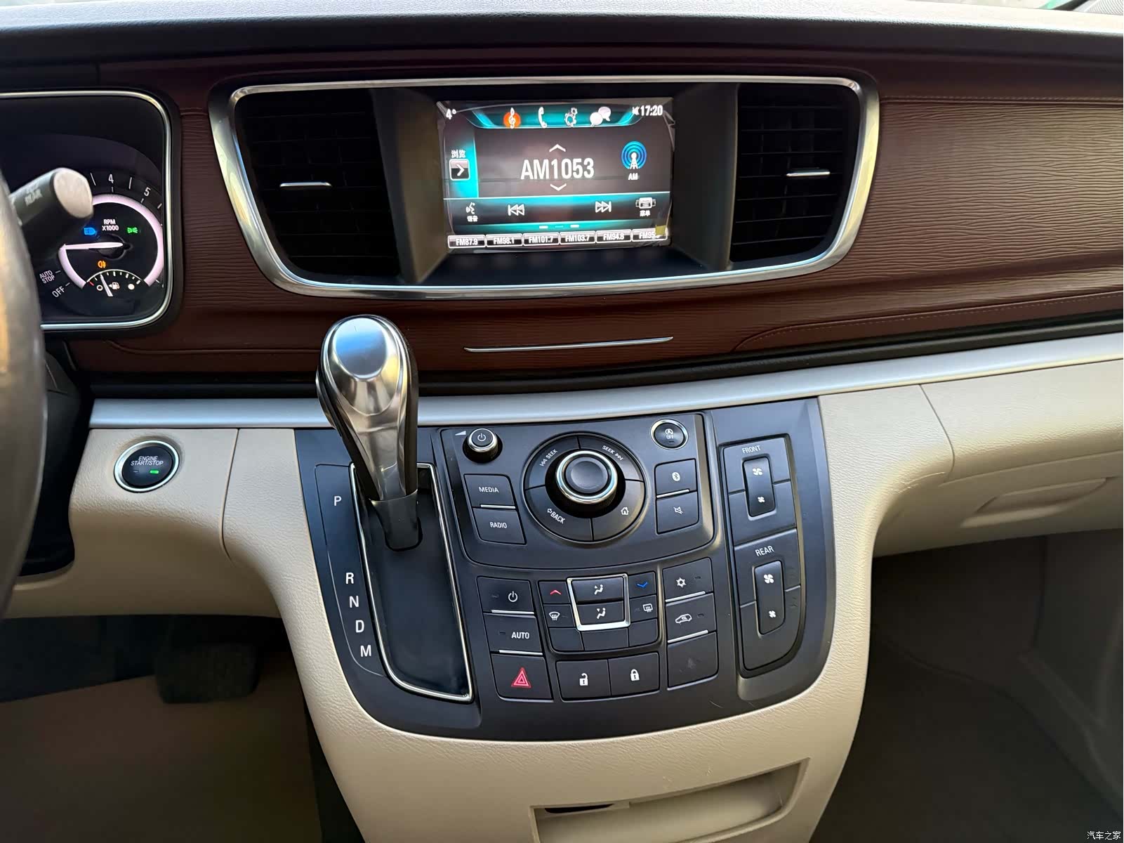 Buick GL8, 2019 все фото