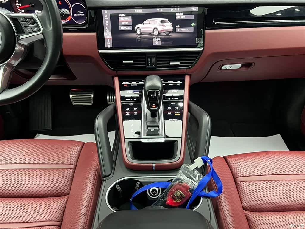 Porsche Cayenne, 2022 12