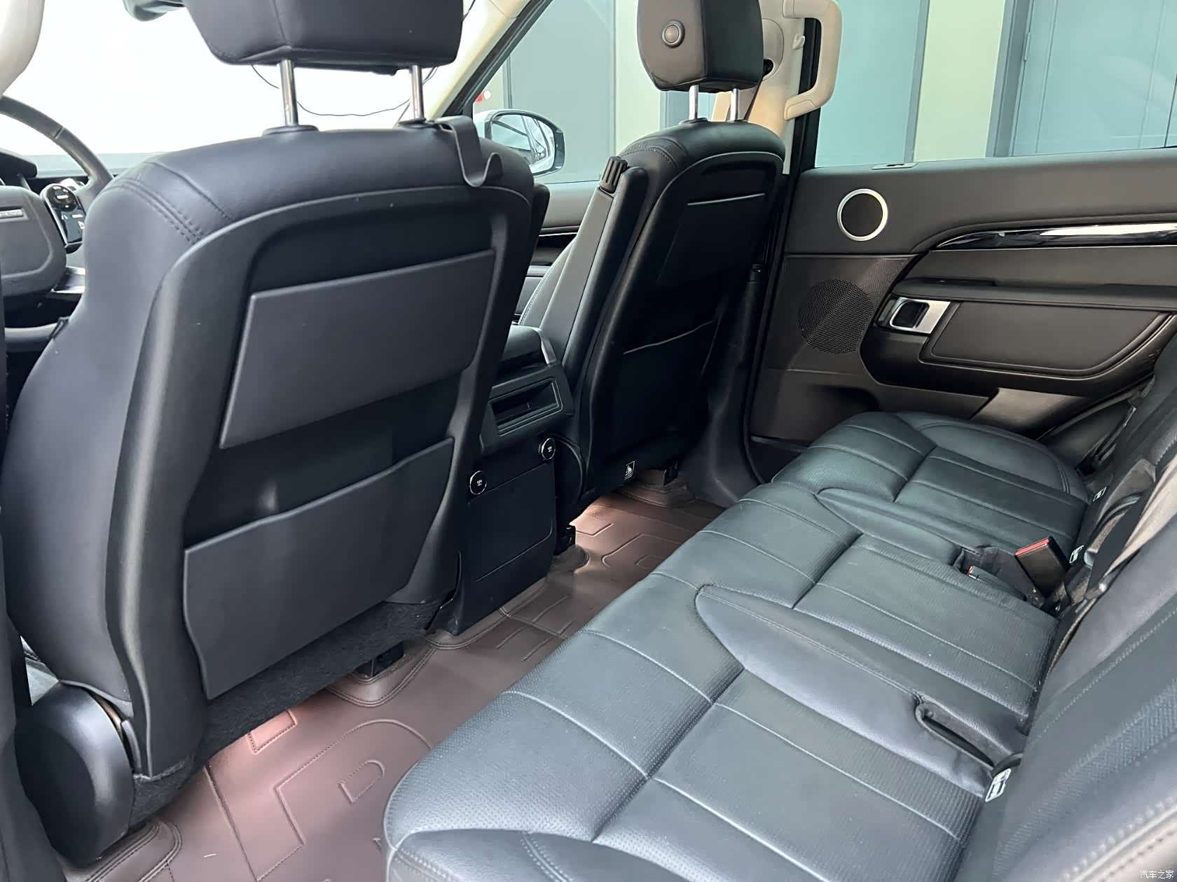 Land Rover Discovery, 2019 11