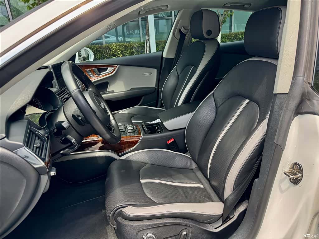 Audi A7, 2014 все фото