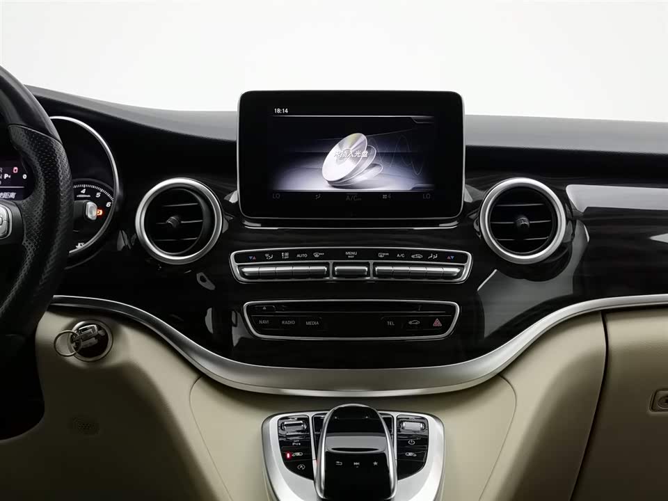 Mercedes-Benz V-class