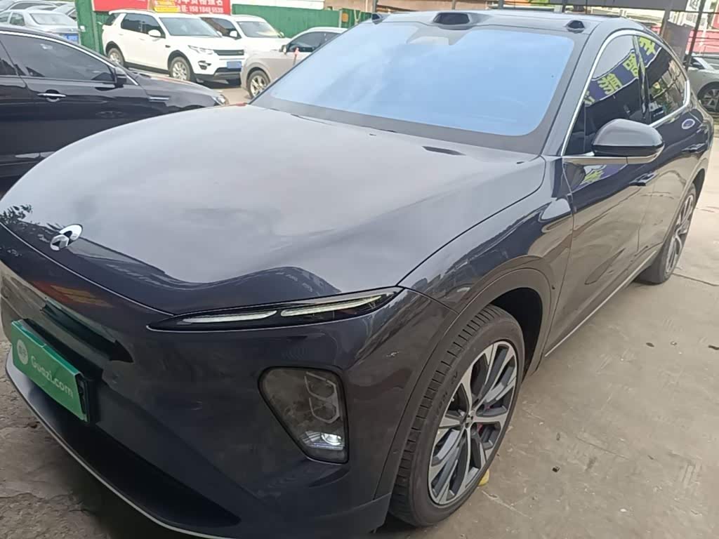 NIO EC7