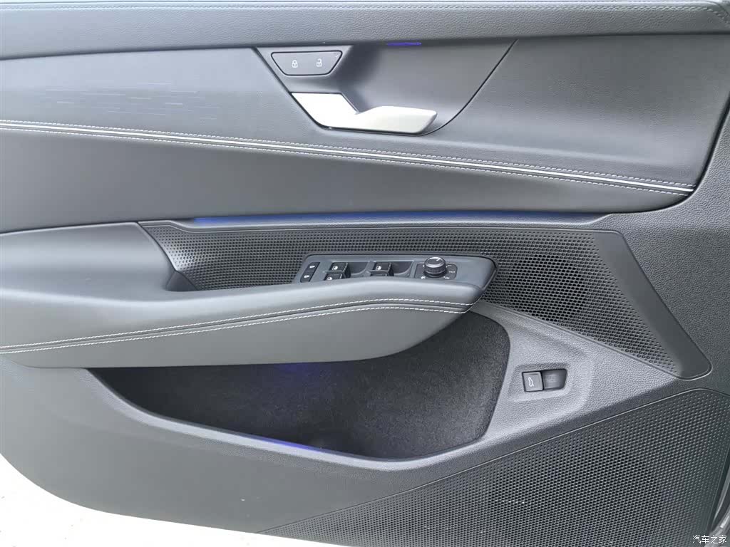 Volkswagen Passat, 2024 9