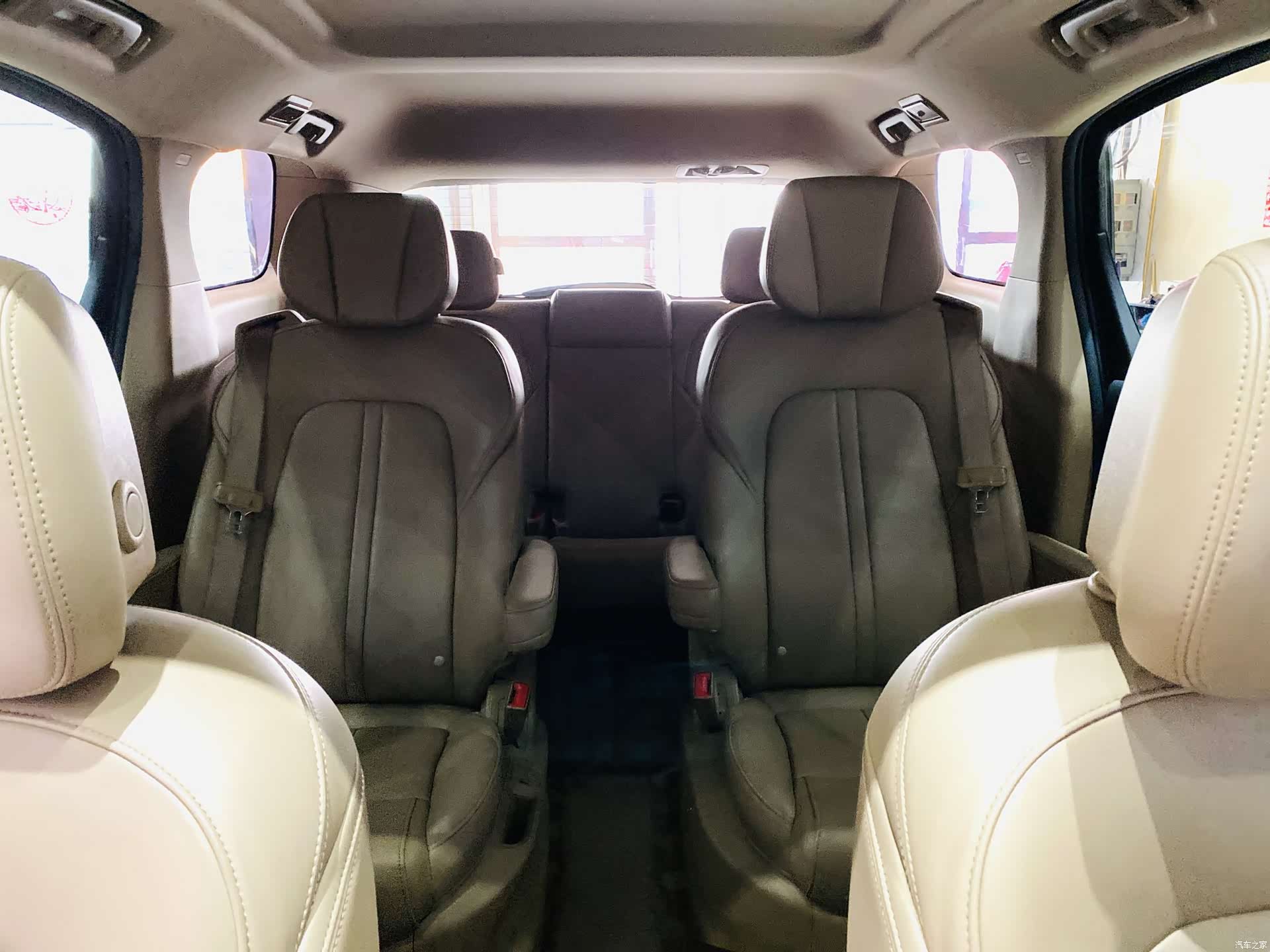 Buick GL8, 2021 12