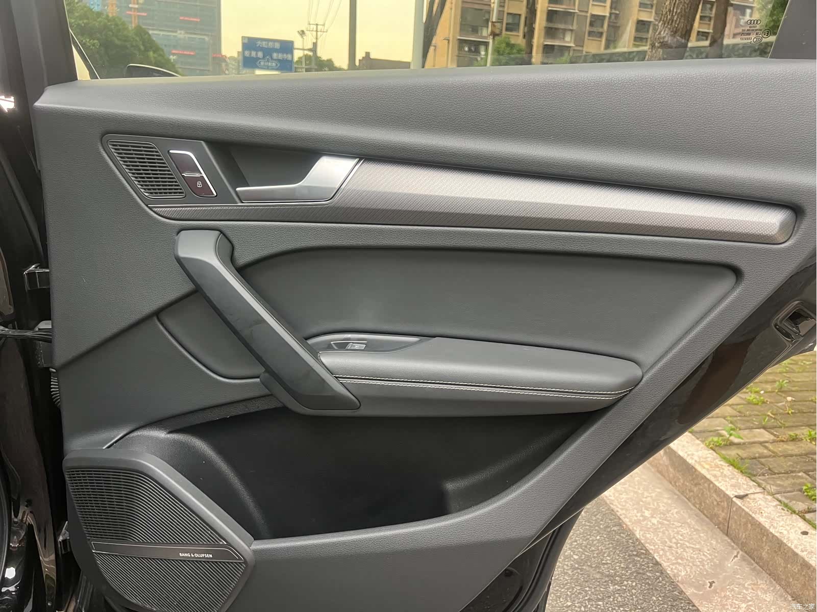 Audi Q5L, 2024 24