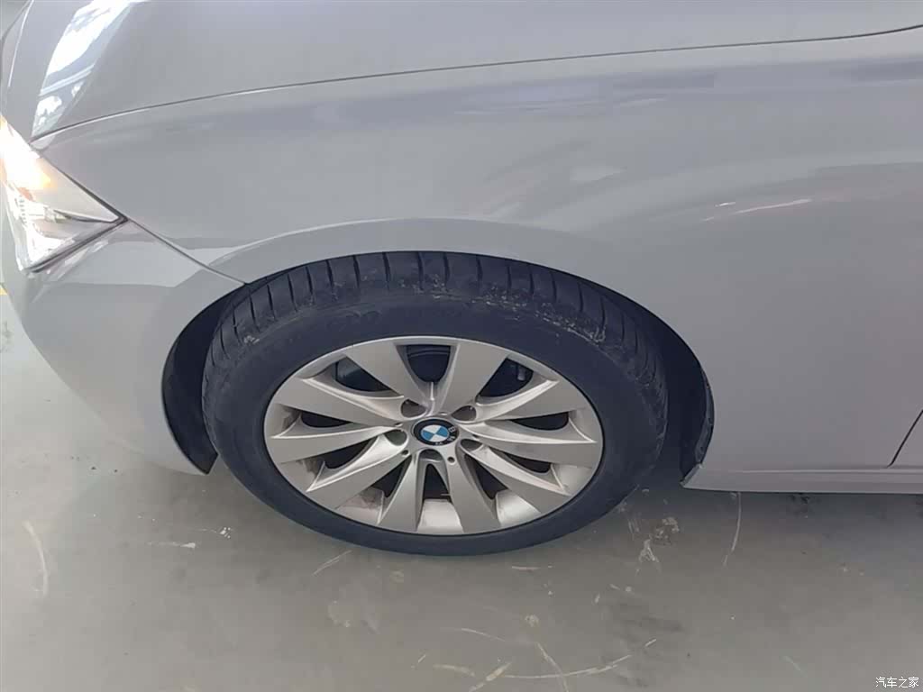 BMW 3 Series, 2016 23
