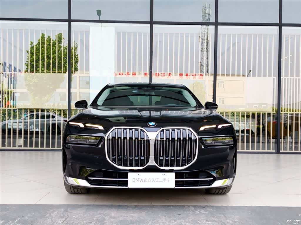 BMW 7 Series, 2024 2
