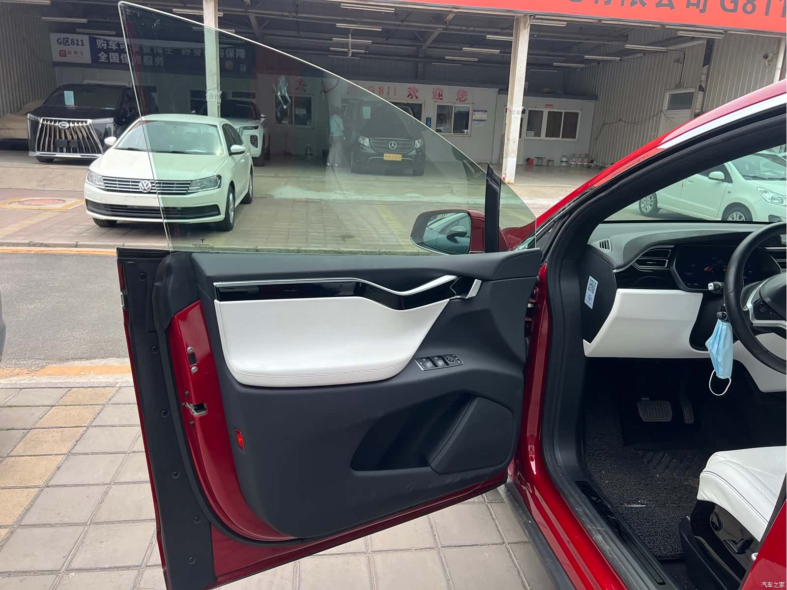 Tesla Model X, 2017 11