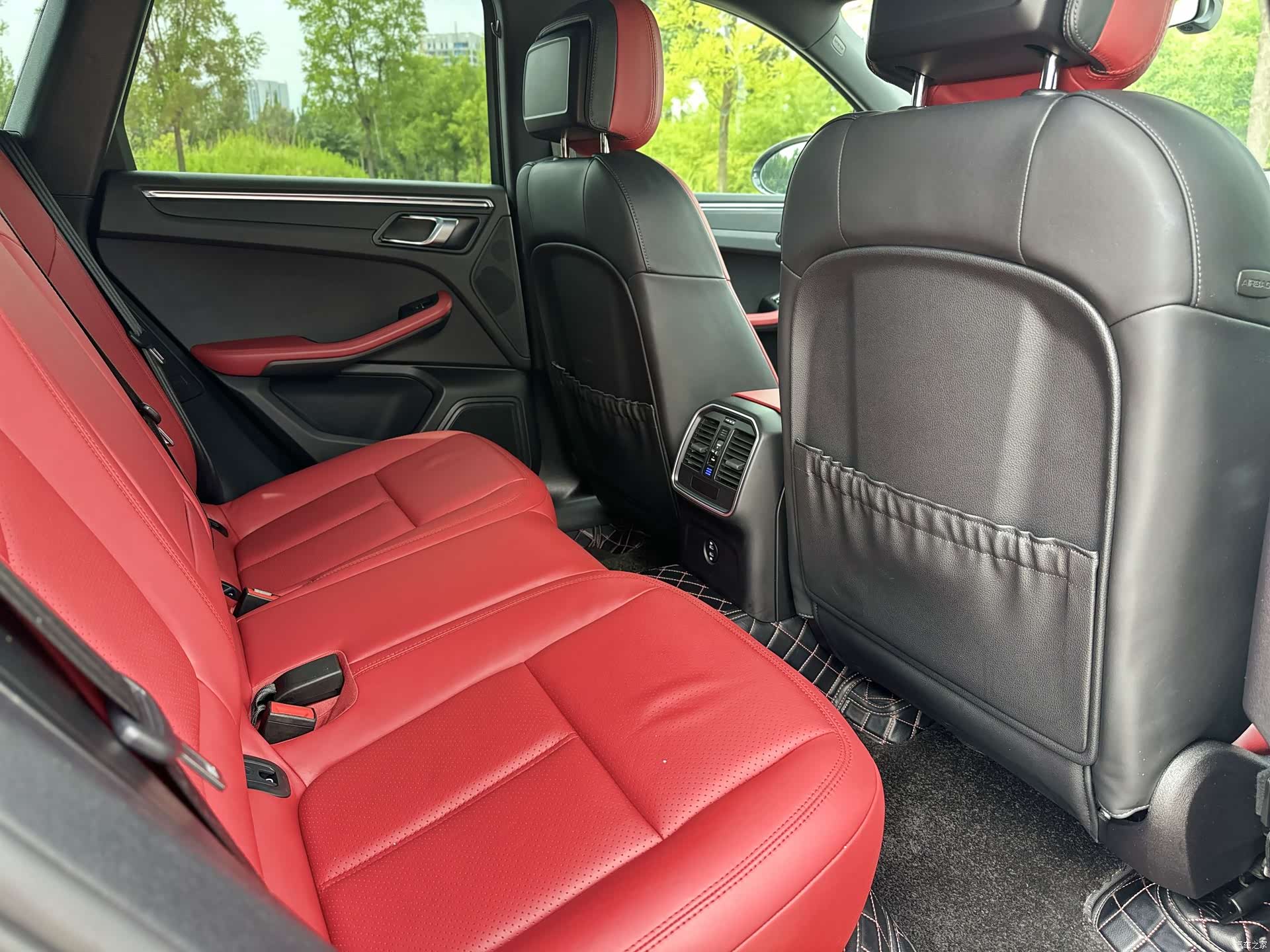 Porsche Macan, 2021 11