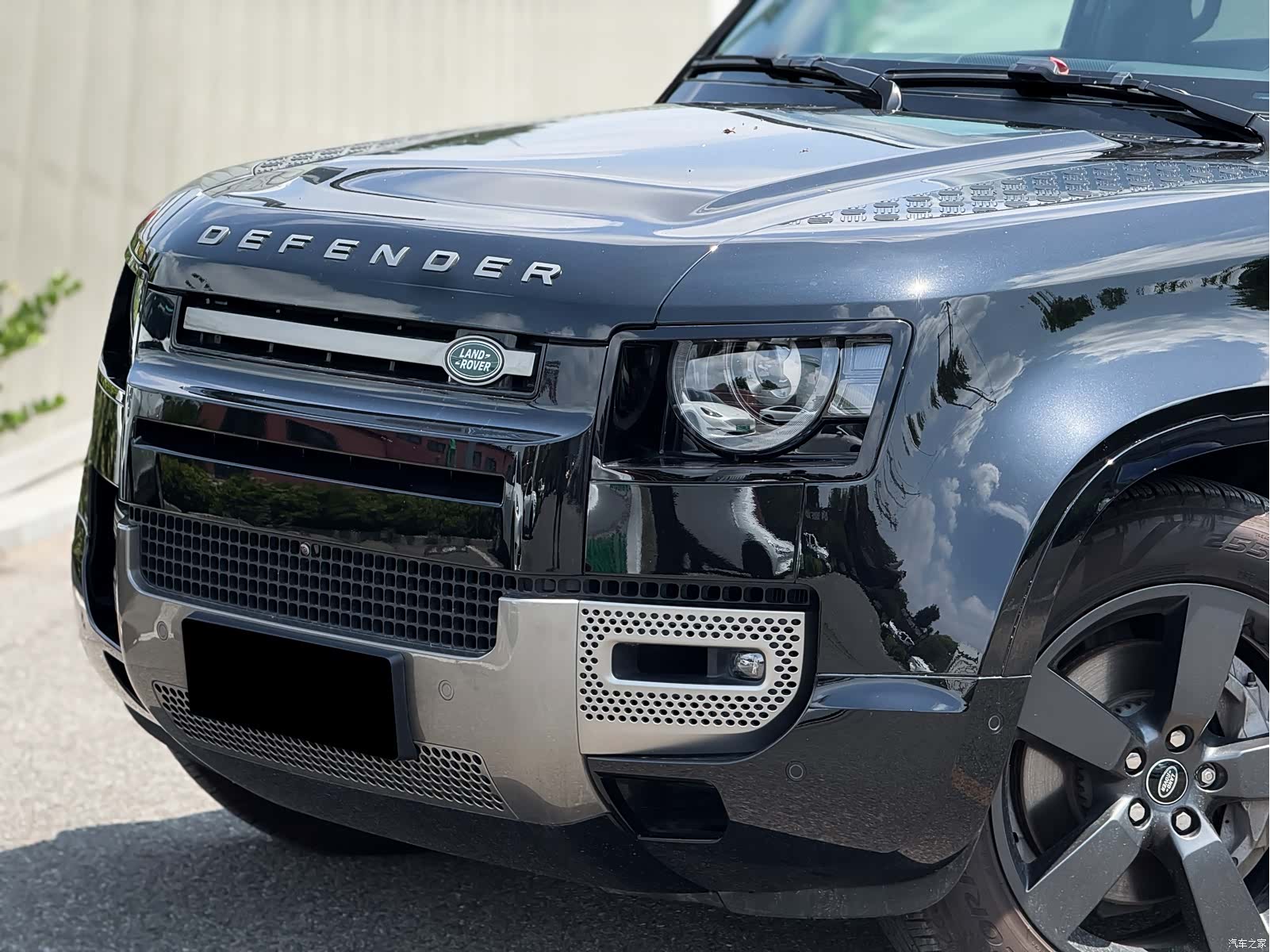Land Rover Defender, 2024 15