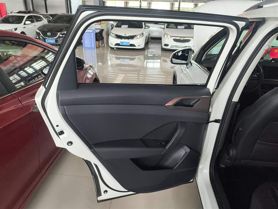 Jiangsu Yancheng Car Jiangsu Yancheng Car