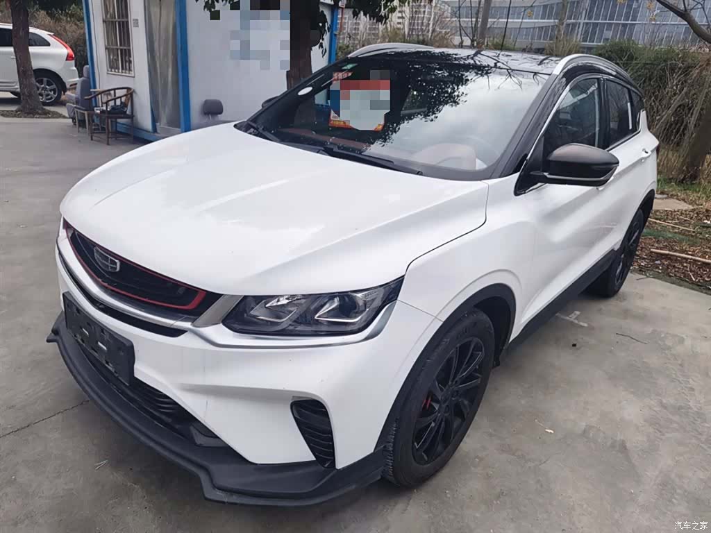 Geely Coolray, 2022 1